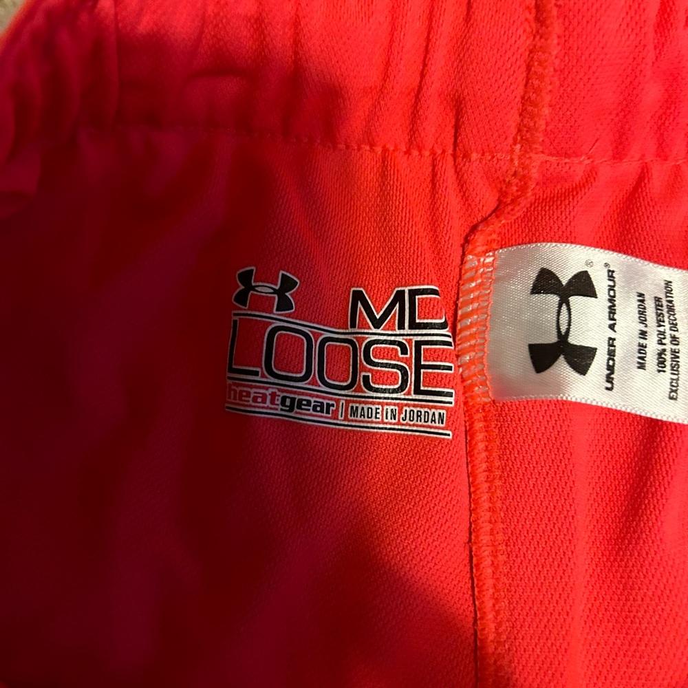 Medium neon pink under armor loose shorts